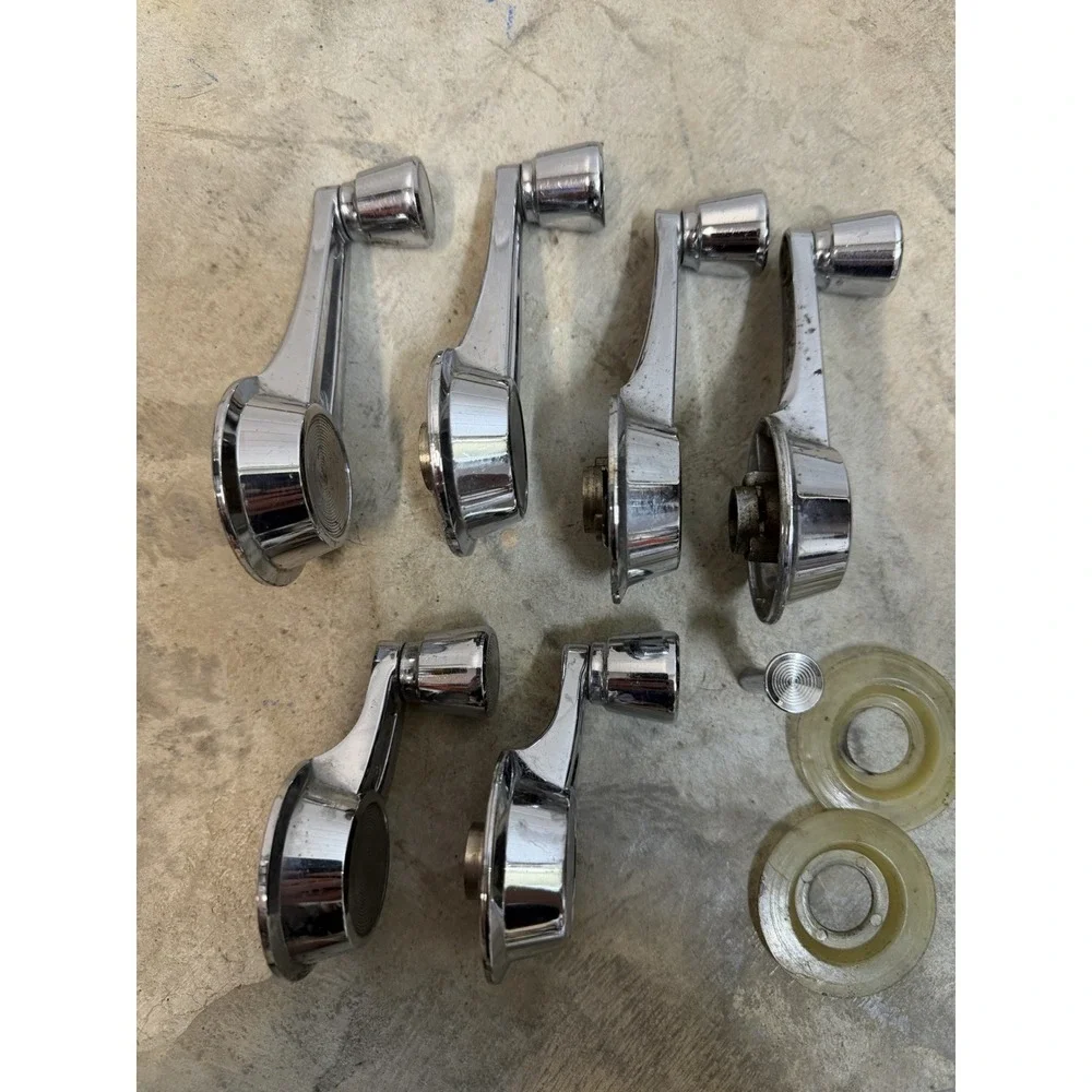 Used OEM Set of Vent & Window Crank Handles 4301746/430449 1961-65 Chevy 4 & 2